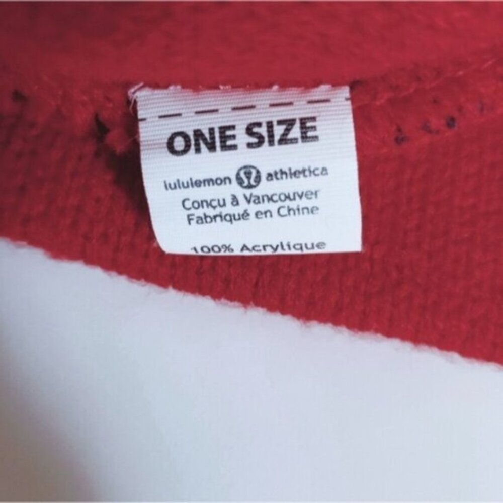 LULULEMON Iconic Vintage "Cheer Me On" Red/Blue Olimpic Ski Beanie Toque - Picture 9 of 10